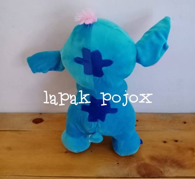 Boneka Stitch mawar size M