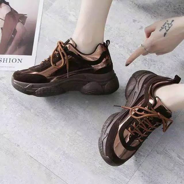 Sepatu wanita IMPORT BATAM100%