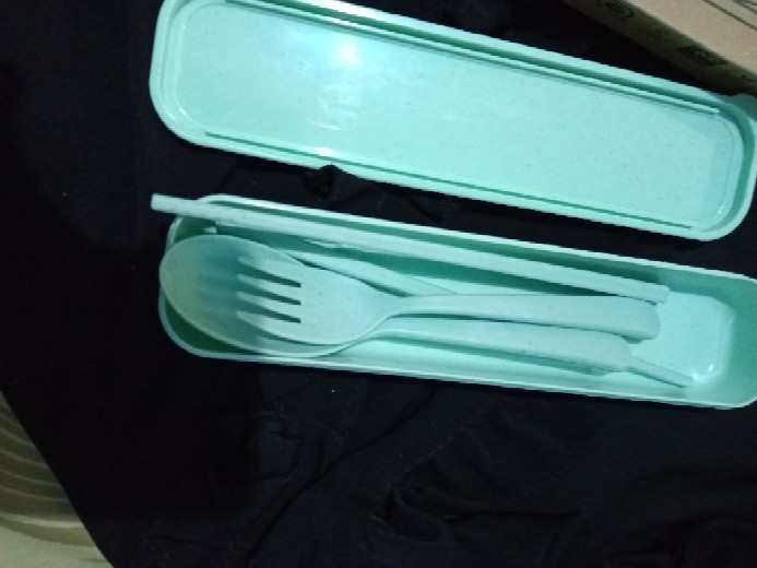 Alat Makan Sendok Garpu Sumpit Wheat Straw Set Box