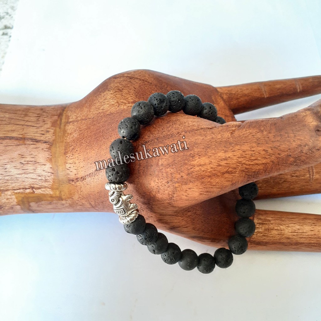 Gelang Batu lahar larva bracelet