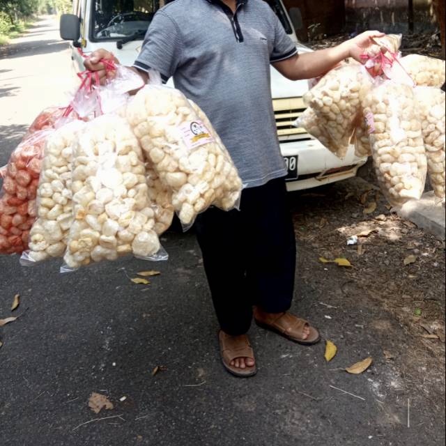 

Kerupuk kulit sapi asli emoo