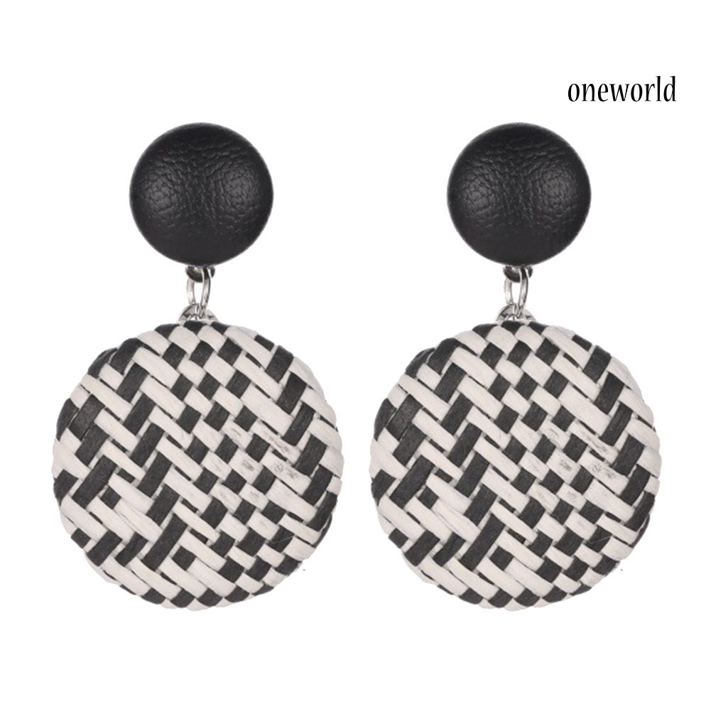 OW@ Boho Women Geometric Round Button Woven Straw Dangle Stud Earrings Jewelry