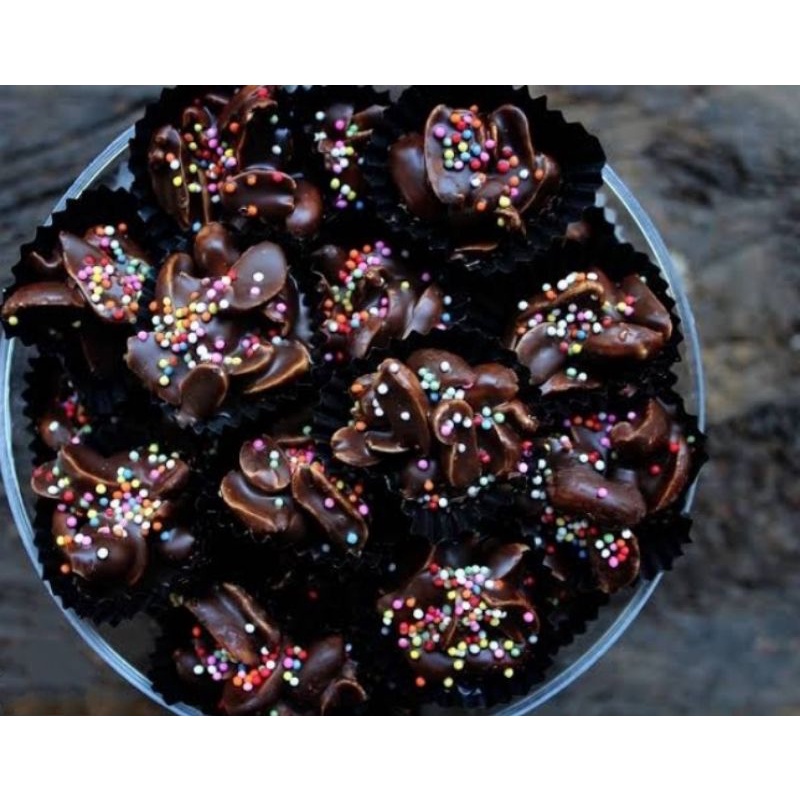 

Kacang Coklat Kering Enak Murah
