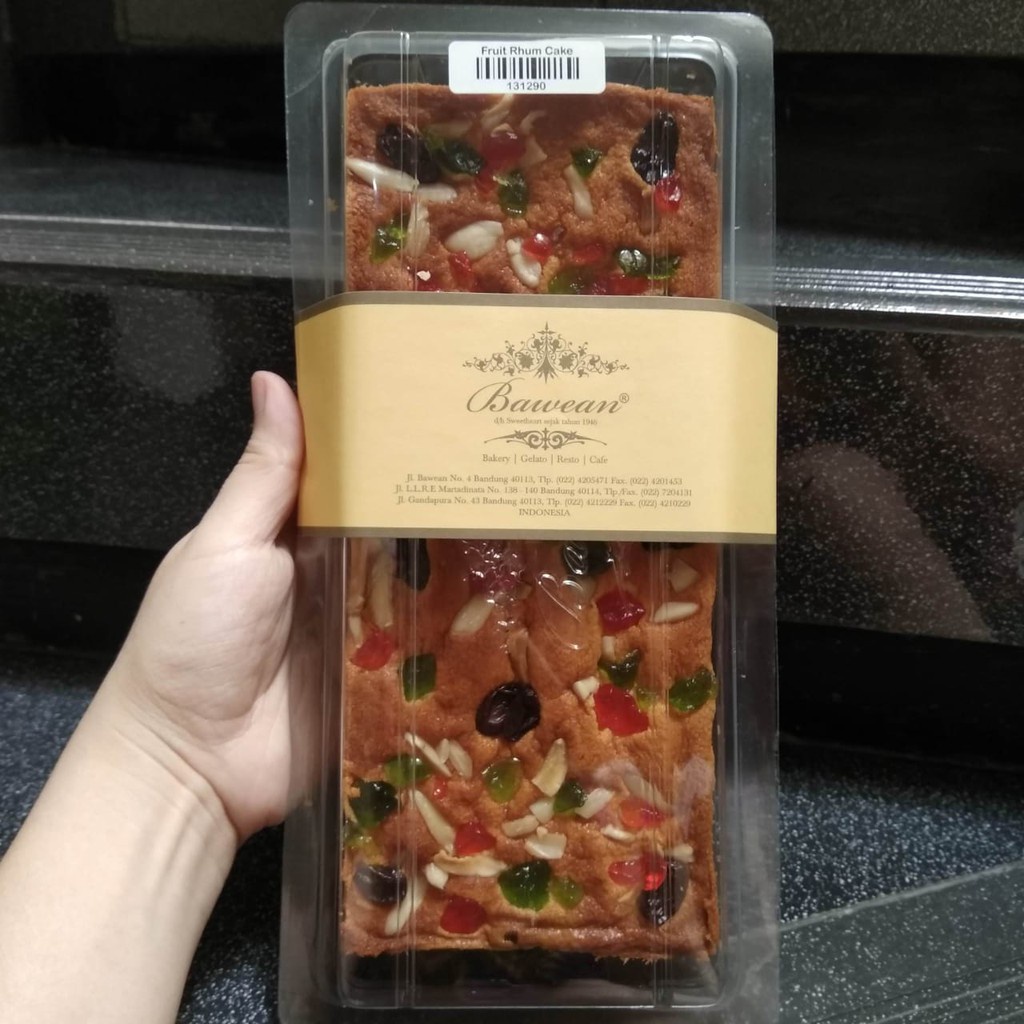 

READY CIKARANG 21 JUN 2025 - FRUIT RHUM CAKE BAWEAN SWEETHEART BANDUNG BEST SELLER SALE PROMO ORIGINAL GIFT PARCEL IDUL FITRI ORI