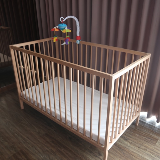 Preloved Box Bayi Ikea Sniglar dengan Matras