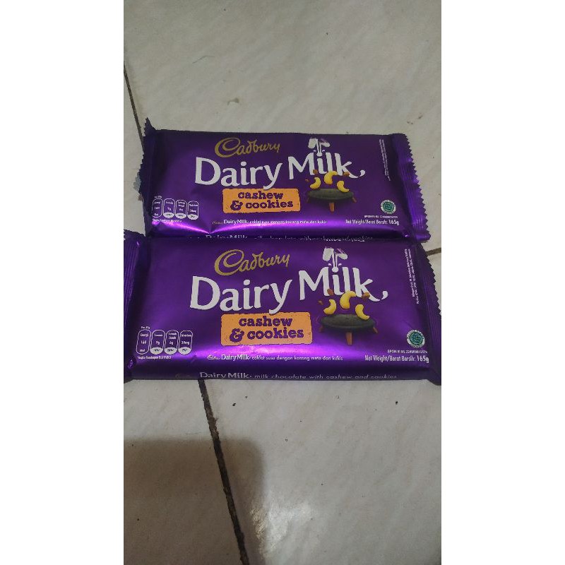 

Cadbury Dairy Milk 165gr isi 2