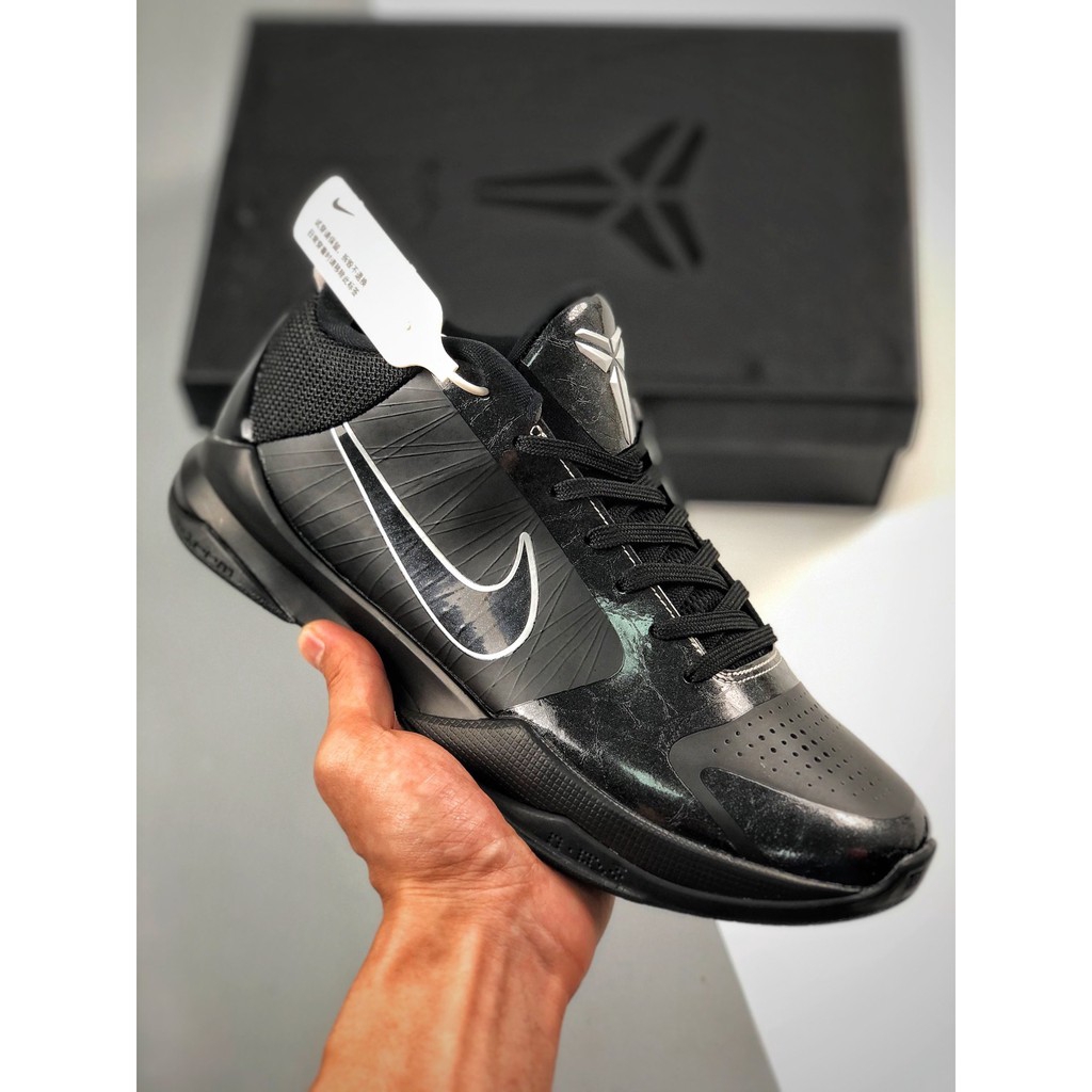 sepatu basket nike zoom