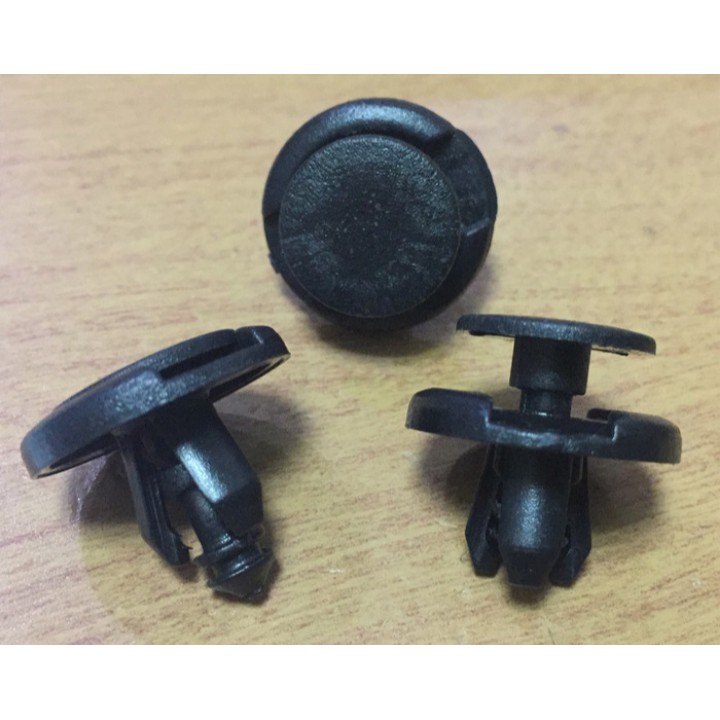 KANCING KLIP FENDER BEMPER MOBIL SUZUKI ERTIGA SWIFT SX4 ESCUDO IGNIS/2PCS