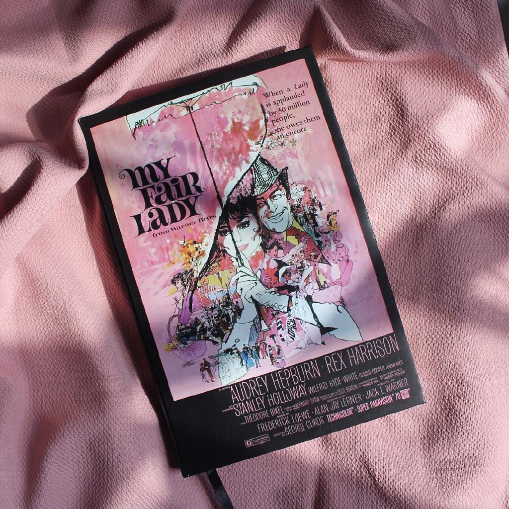 

BUKU CATATAN KARAKTER MY FAIR LADY VINTAGE HARDCOVER 100 LEMBAR