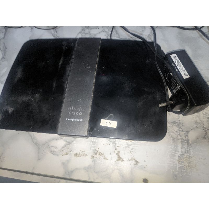 Linksys E4200