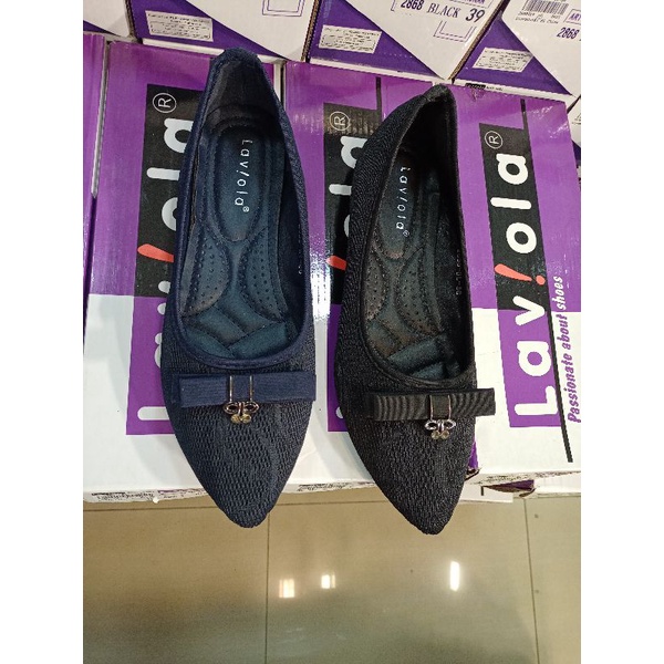 Flat shoes wanita laviola