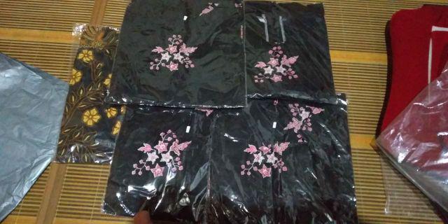 Terlaris Serut Genes Jelita Tunic Navbor Yelbor Whitbor Creambor Tunik Batik Modern Hrb030 Dolbi Dob