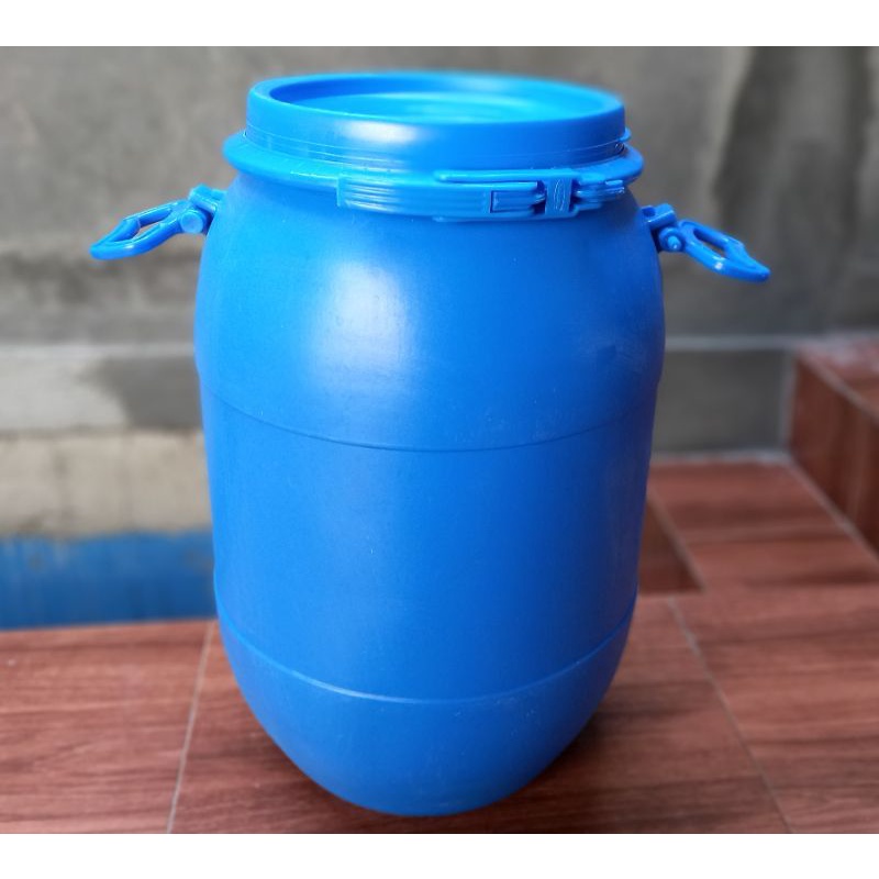 Tong Drum Plastik Biru 30 Liter Quintentarosuarez 2116