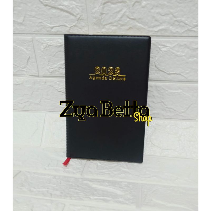 

Buku agenda deluxe th 2023 kertas krem