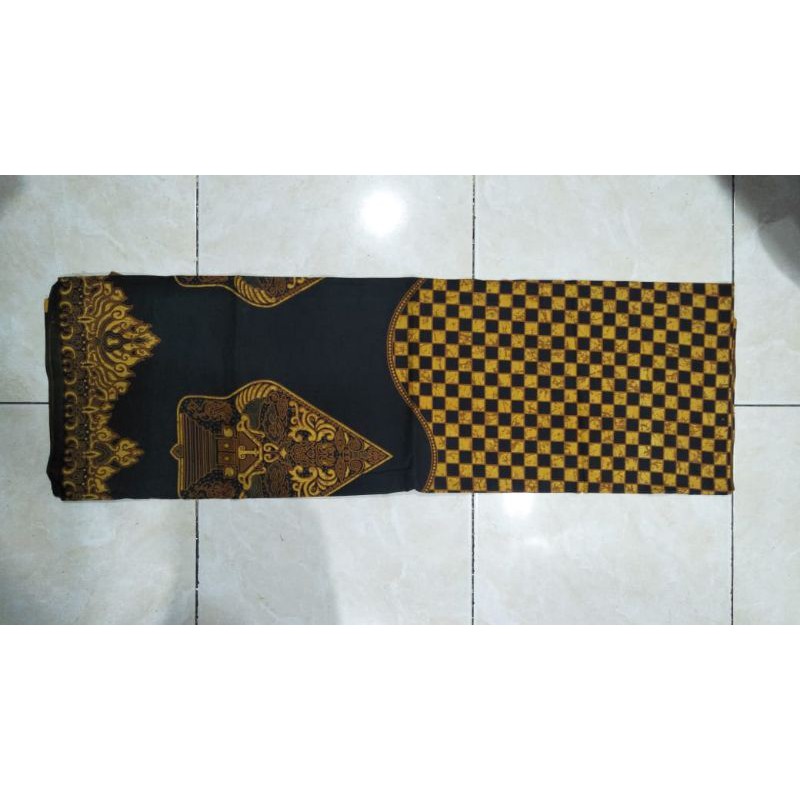 Jarik Batik Motif Gunungan