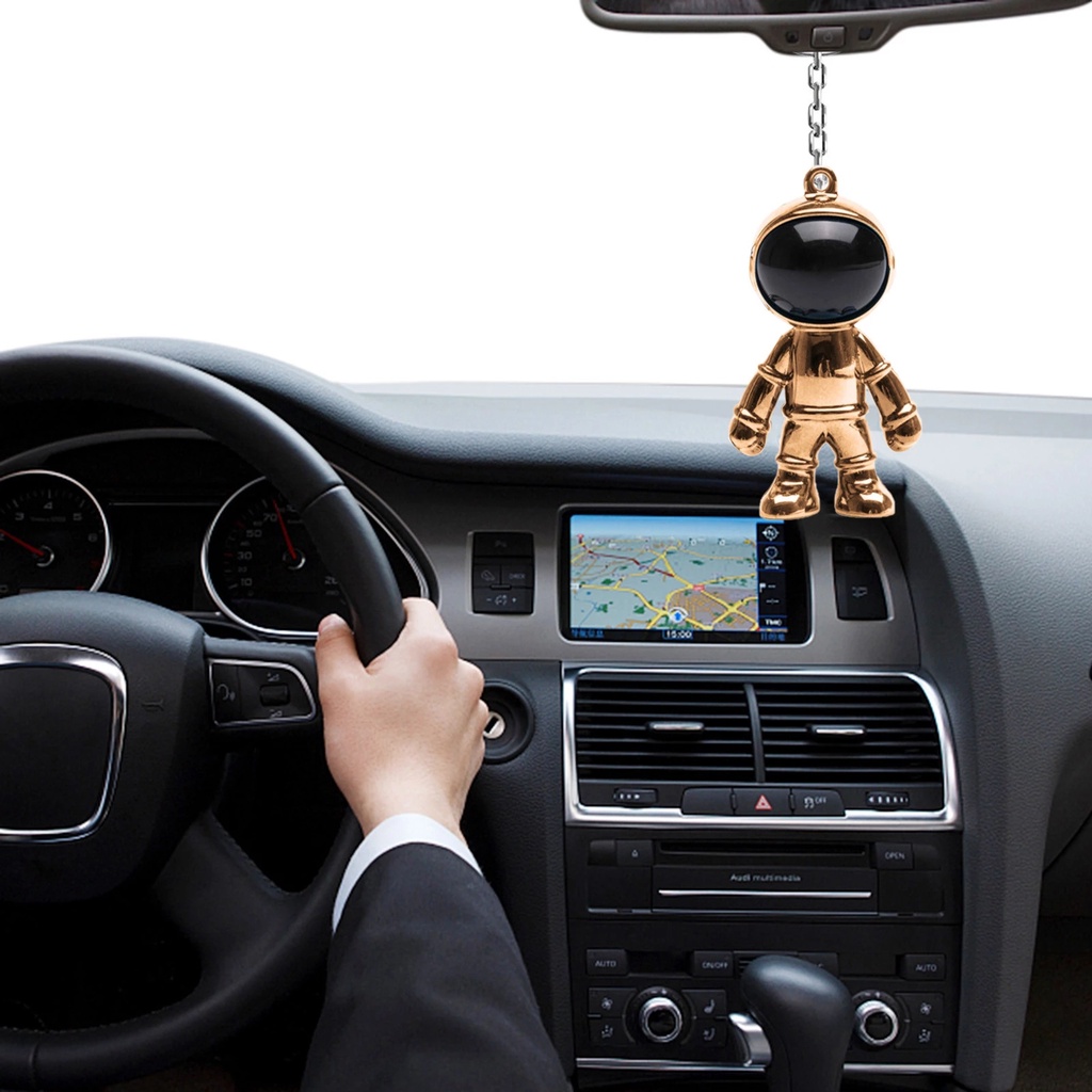 Handmade 3D Astronaut Spaceman Keychain Alloy Gift for Boy Friend Lanyard Key Ring Handbag Pendant