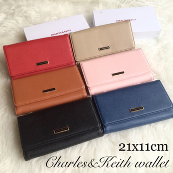 Dompet wanita Charles &amp; Keith Flip Wallet panjang impor murah