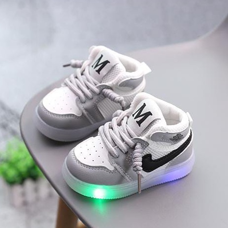 Minyun LED Sepatu Anak Sport Sneaker Anak Size 21-30 Usia 1-5 Tahun