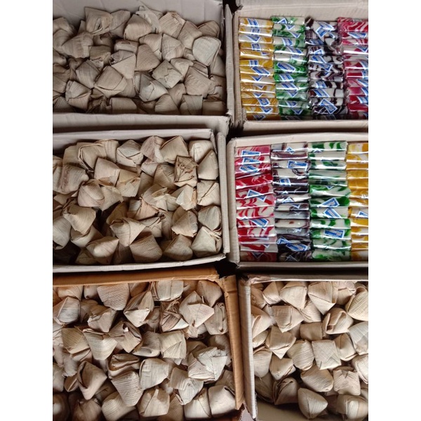 

geplak dan dodol yang ready dodol saja ya .. tiap minggu klobot ready