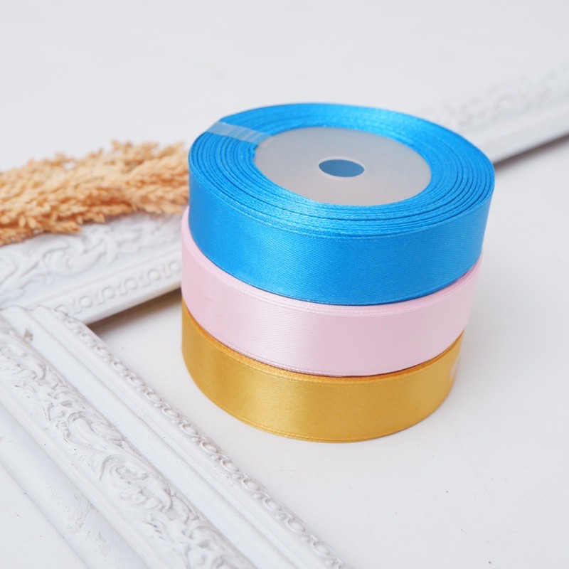 

PITA KADO SATIN PERLENGKAPAN KADO HAMPERS