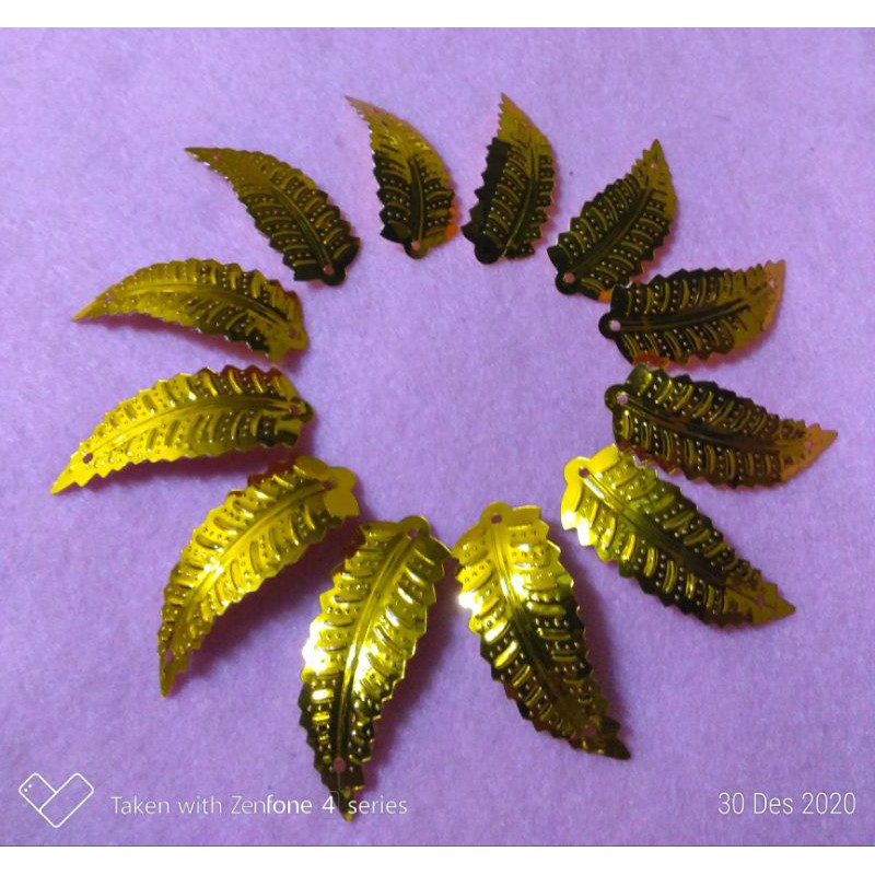 Payet Daun Ramborci Mote Manik Daun Payet Gold ( 1 lusin )