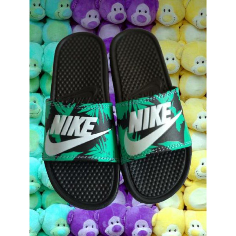  SANDAL  NIKE  BENASSI WANITA SANDAL  NIKE  BENASSI PREMPUAN 