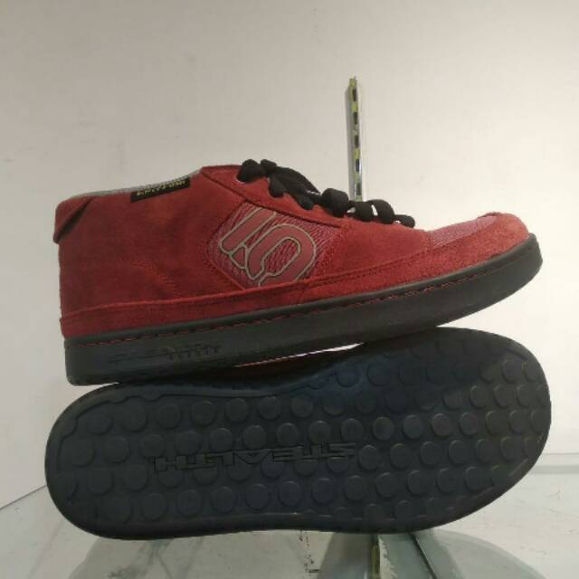 Sepatu sneakers five ten Splitfire Original BNIB.