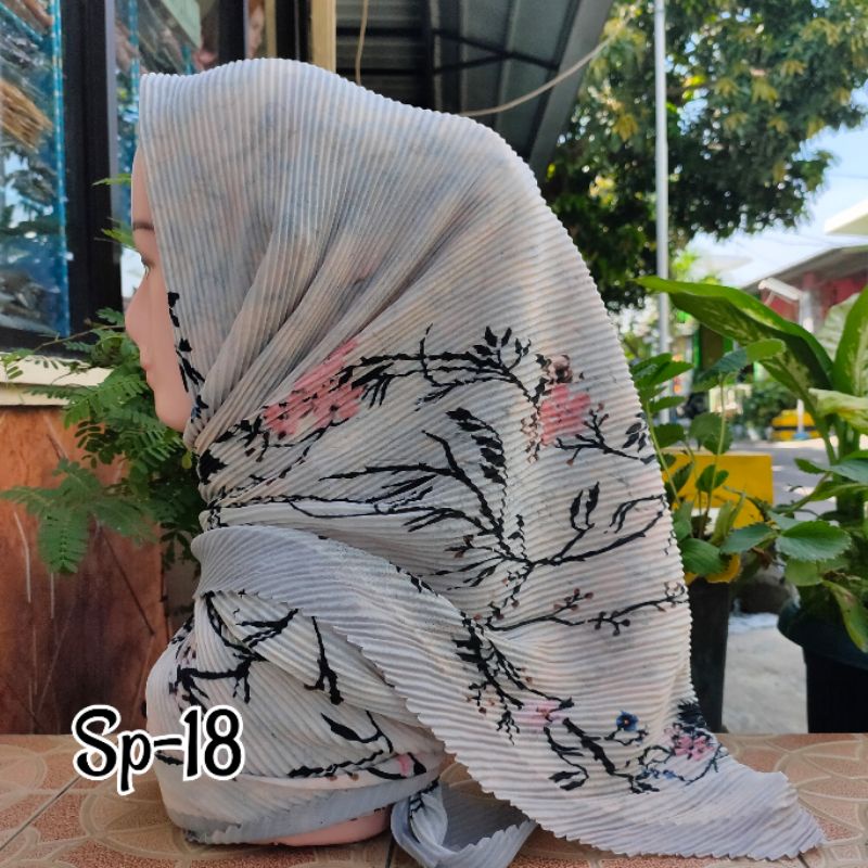SEGIEMPAT PLISKET MOTIF / JILBAB SEGIEMPAT PLISKET / SEGIEMPAT VOAL / SEGI EMPAT PLISKET / VOAL MOTIF / JILBAB PLISKET-Sp 18