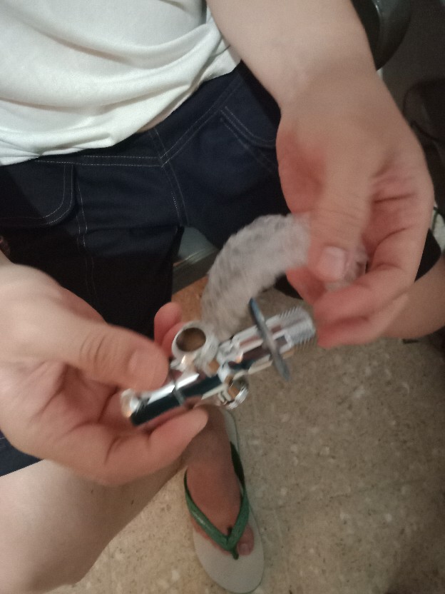 Keran Closet Onda / Keran Tee Kloset / Keran Shower Tee Onda