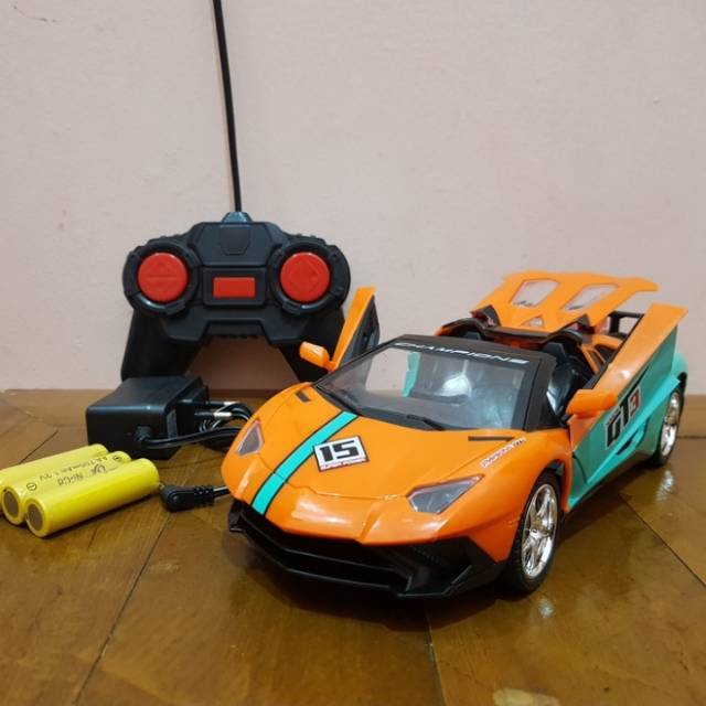 Mainan Remote Control Mobil Sedan Sport