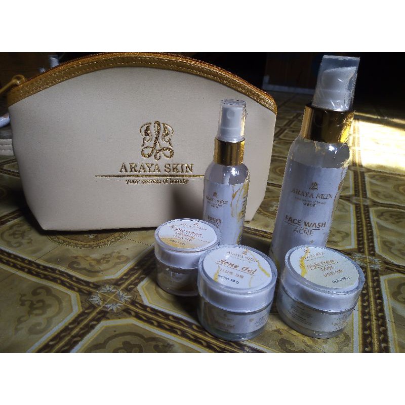 ARAYA SKIN BRIGHTENING ACNE/SKINCARE PREMIUM/CREAM/FACE WASH/TONER/ACNE GEL