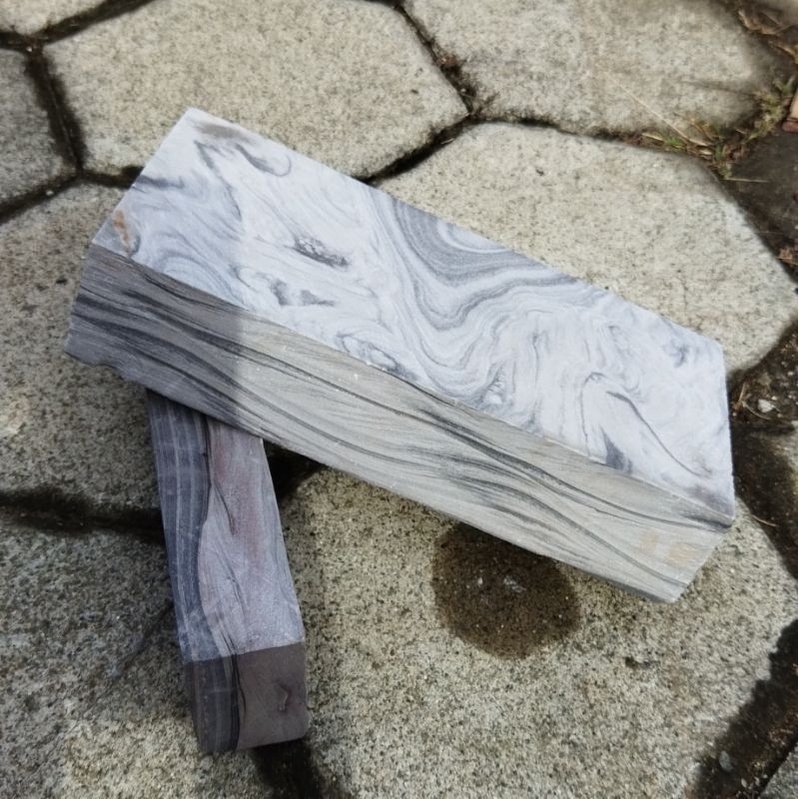 Batu Asah asli batu alam (besar) / Pengasah Penajam Pisau /Pengasah Golok