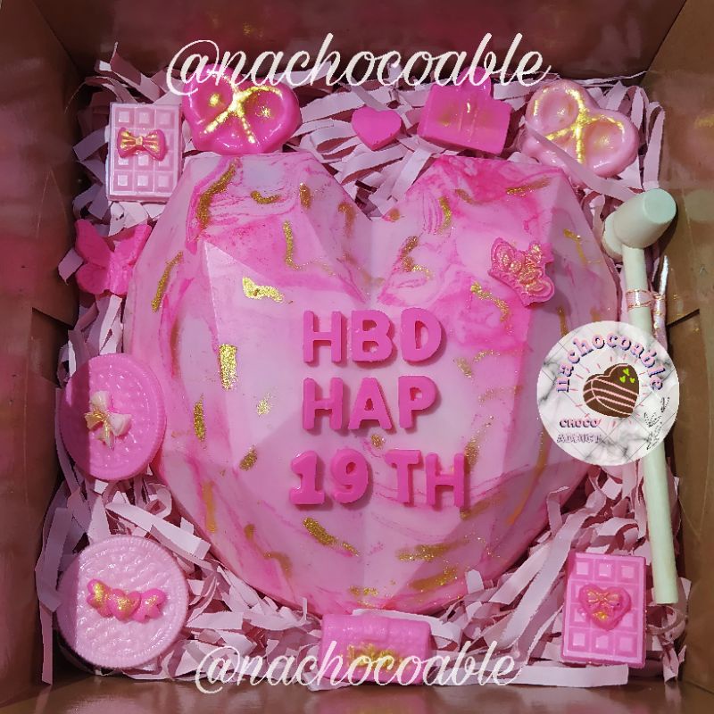

Pinata Cake kue ulang tahun