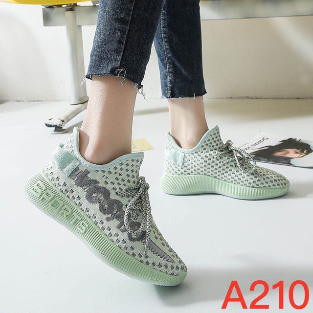 Sepatu sneakers wanita - Sepatu wanita - Sneakers korea - Sneakers Wanita Terbaru