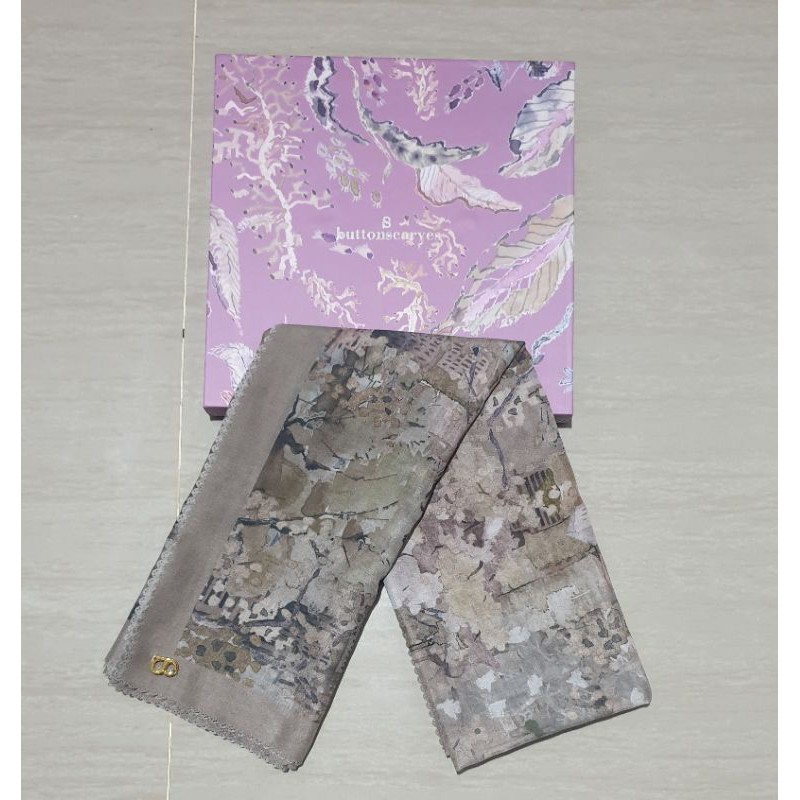 preloved buttonscarves newyork reborn soho