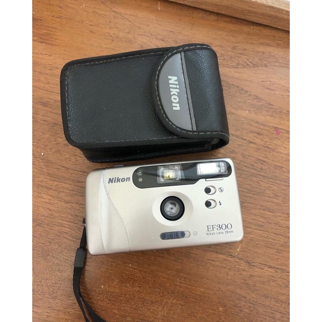 Nikon EF300 - Kamera Analog