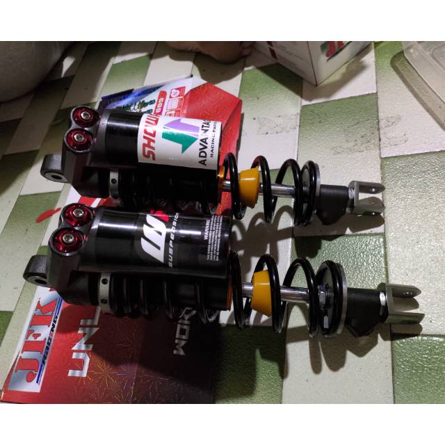 Shockbreaker Jfk Wp Showa 335mm 310mm Beat Vario Mio Scoopy