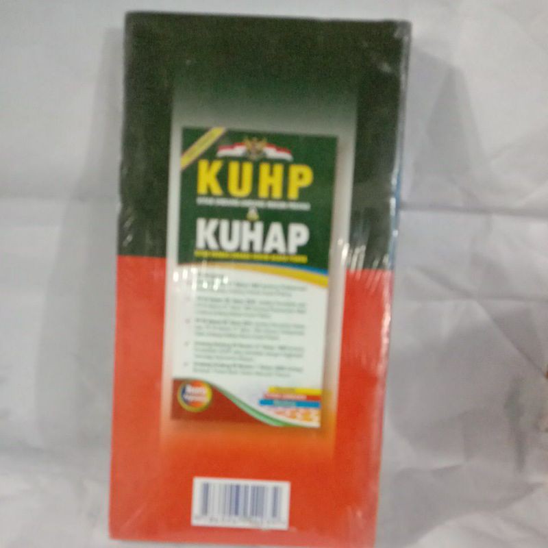 Buku KUHP DAN KUHAP-1