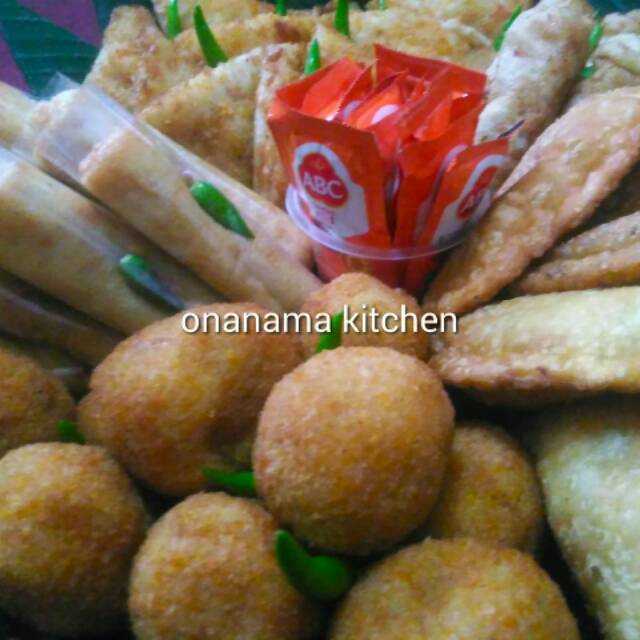 

Kue Tampah Nampah khusus Kue lumpia, risoles, pastel dll isi lebih 40 pcs Halal