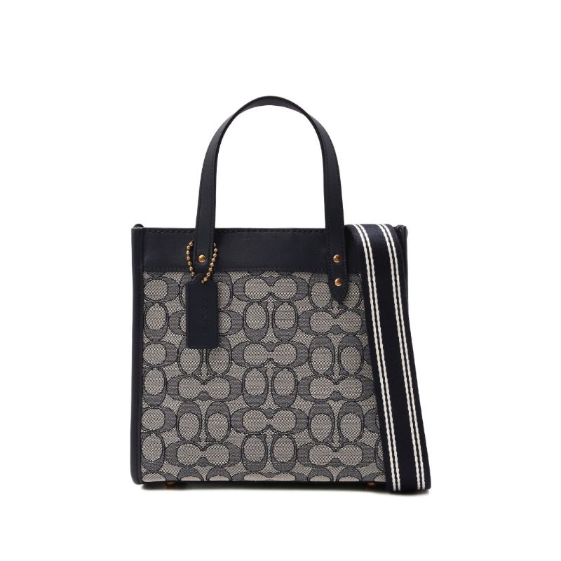 Coach Field Tote 22 In Signature Jacquard (C3865)