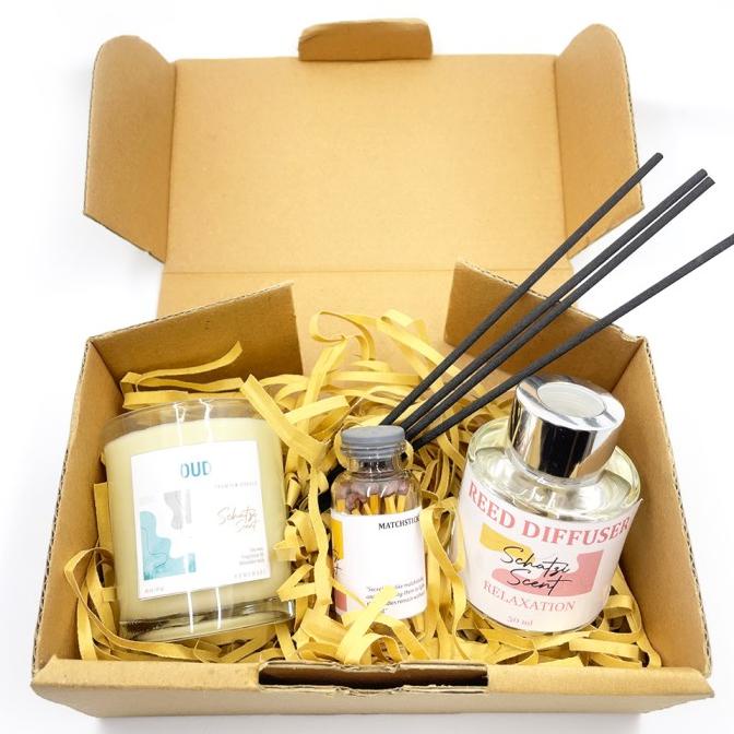 

Premium Product!!! Hampers Lebaran Tahun Baru Imlek Gift Box Lilin Reed Diffuser - Paling Dicari