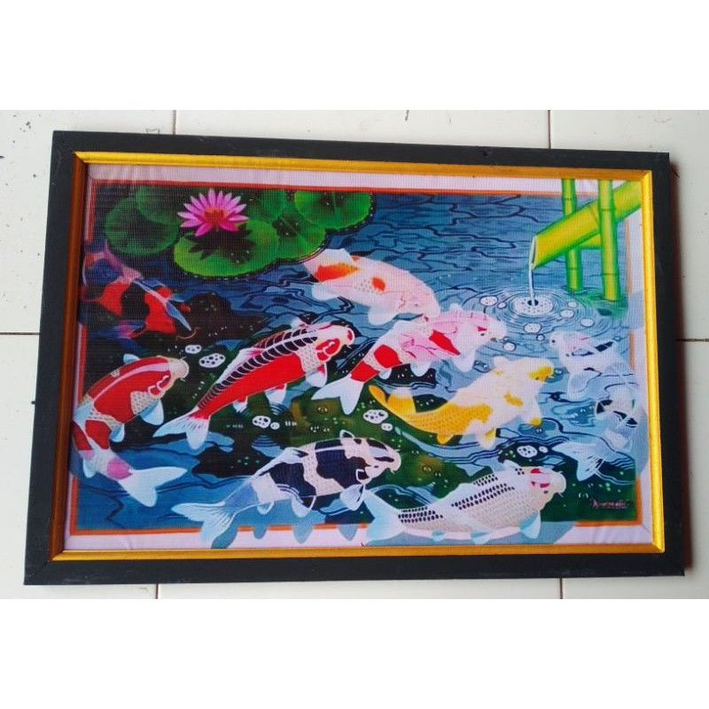hiasan dinding lukisan cetak ikan koi plus bingkai ukuran 65x45