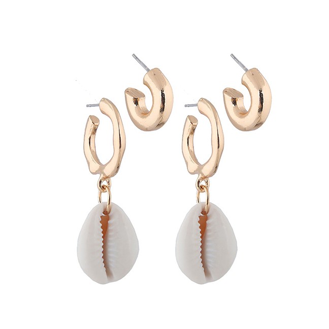 LRC Anting Tusuk Fashion Gold Sea Shell Combination Earrings A57884