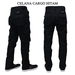 Celana Pendek Cargo Kempol Polos Kantong Samping Belakang Celana Pendek Cargo Kempol Polos Kantong Samping Belakang