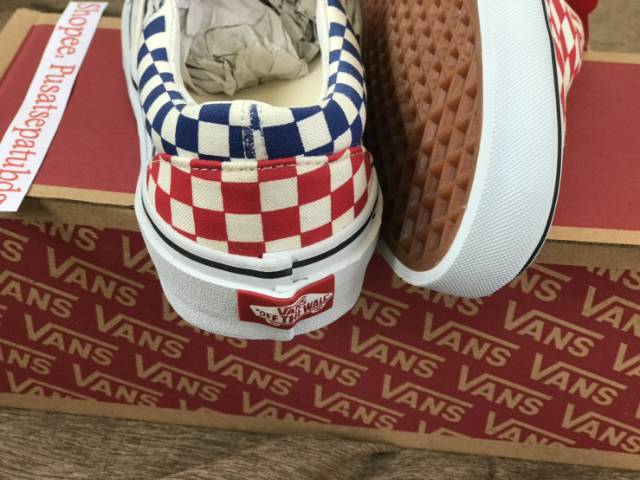 VANS SLIP ON PREMIUM CHECKERBOARD RED BLUE WAFFLE DT