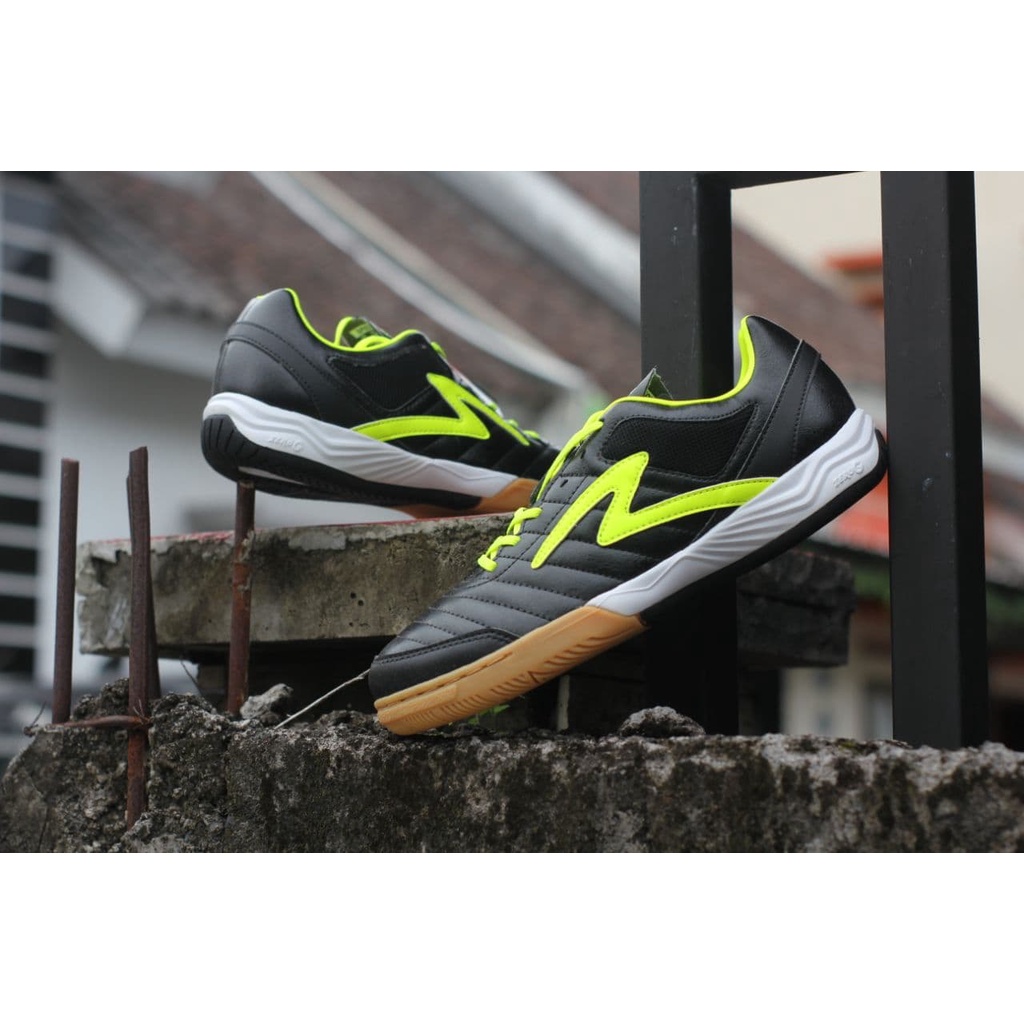 SPECS METASALA SHOWTIME 19