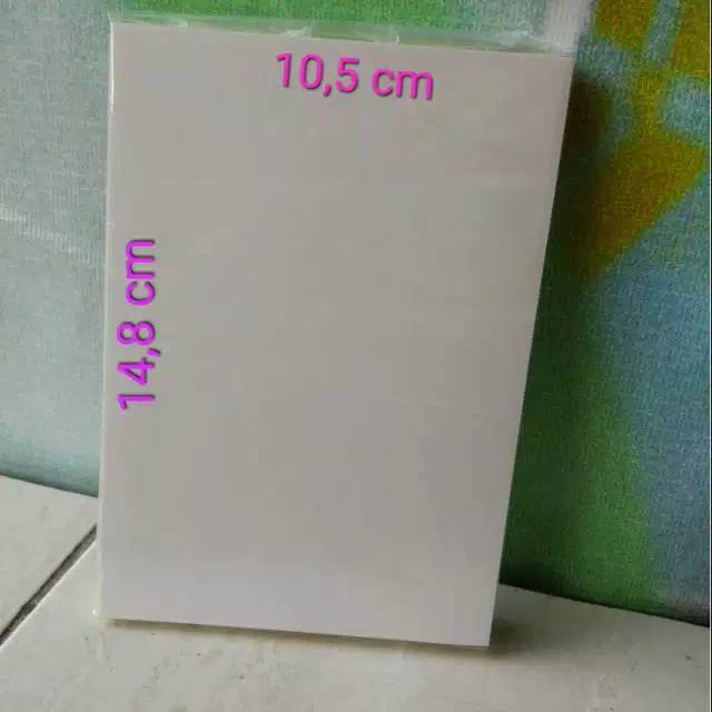 

Kertas stiker glossy/chromo isi 100 lembar ukuran A6 (10,5 x 14,8)cm