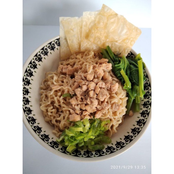 

Mie Ayam Palapa Mie Ayam Biasa/Polos Paper Bowl 800ml 430gr.