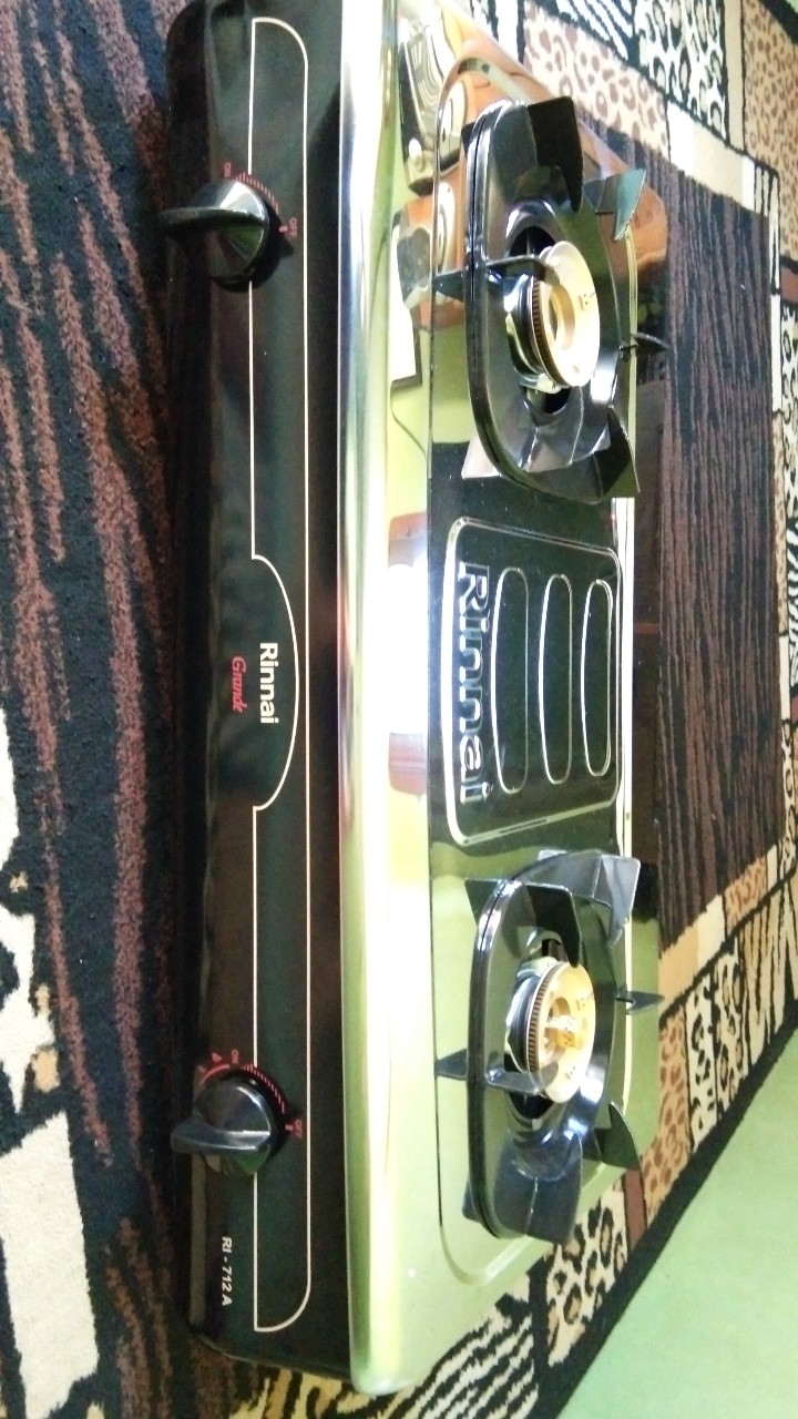 Kompor Gas Rinnai 2 Tungku Ri-712a / Ri712a / Ri 712 A Stainless Steel Bergaransi