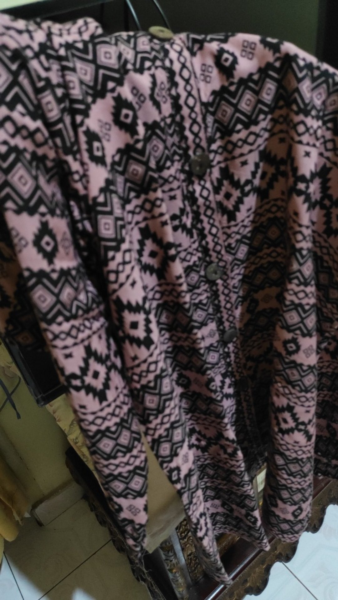 Kemeja  Batik Bahan Rayon Motif 4332 Dan 4333